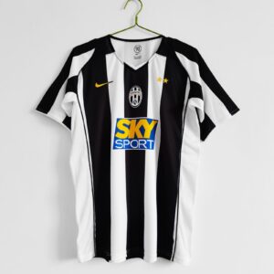 Juventus 04/05 Home Kit